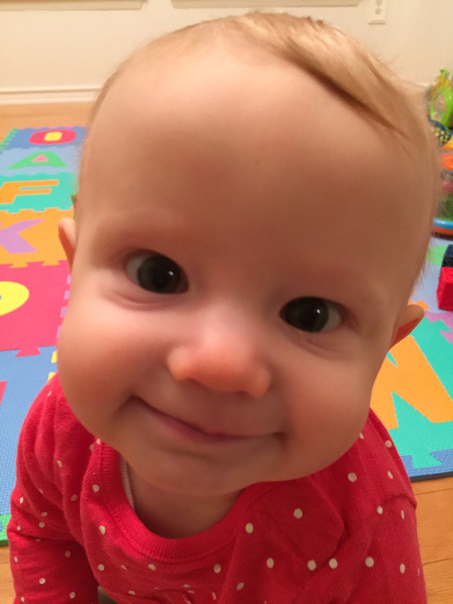 cbaprekb's tweet photo. #pipermae #SelfieExpert #playtime #pattycake #celebratespring #morningroutine #thankful @megs111012 #greatdayeveryday 👨‍👩‍👧🍼👼👒🦋🌻🌞🌈 https://t.co/bEK37W2fbv