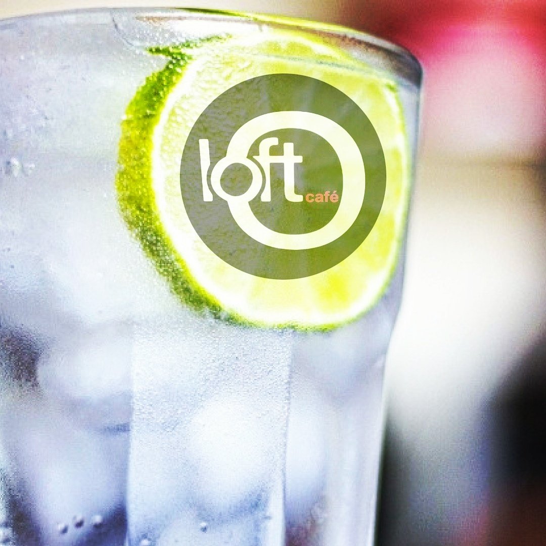 Loft_Cafe_BS's tweet photo. Che lunedì sarebbe senza il #loftcafe? Ti aspettiamo. Dalle 19.00 🍸🍷🍺🤗 #brescia #franciacorta #rovato https://t.co/aJBUZ98dJR