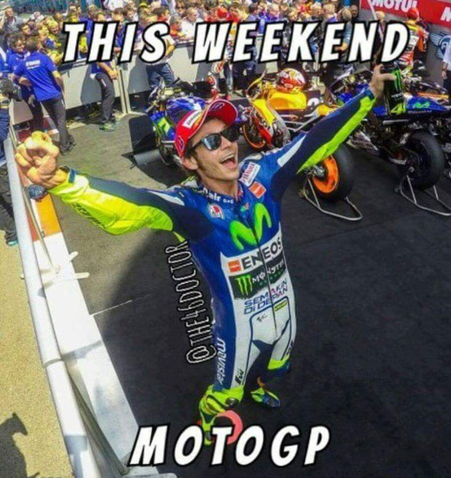 FORZAVALE_VR46's tweet photo. Ya casi empieza lo bueno..que empieze yaaaa...@ValeYellow46 #IOSTOCONVALE  #FORZAVALE #ILDECIMITITULO PER VALE... https://t.co/qQJkToMhJK