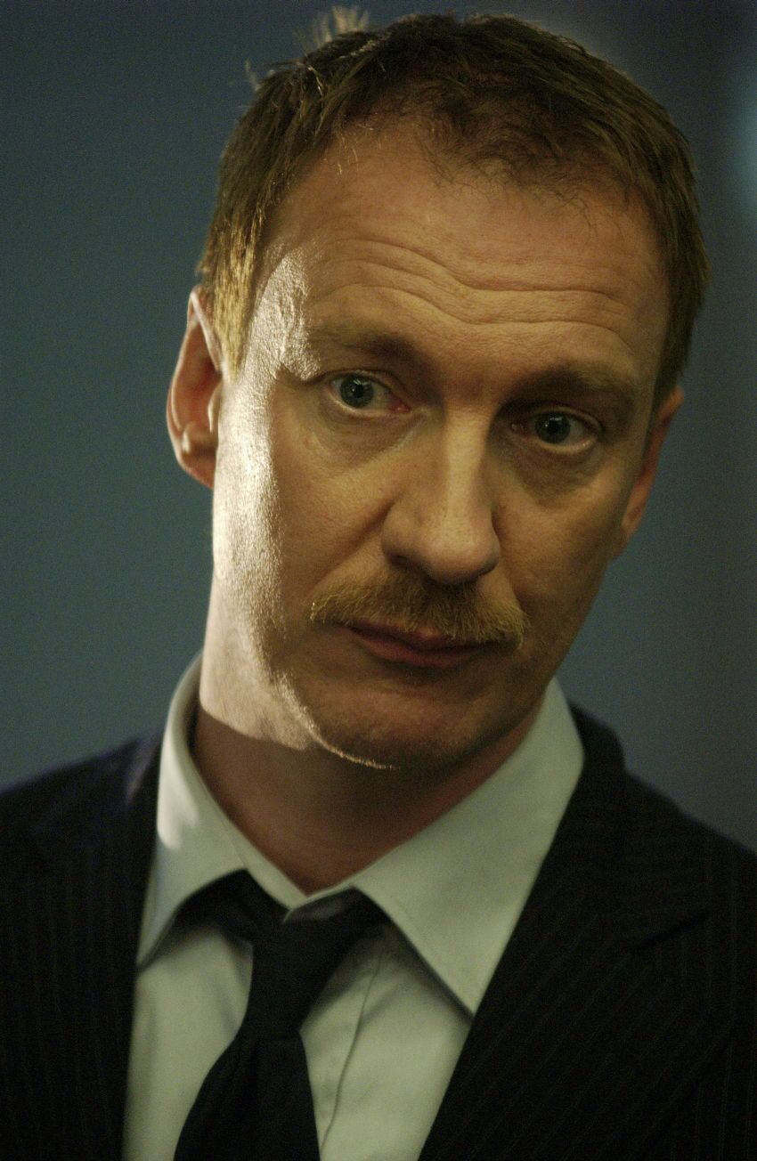 Happy 54th birthday to David Thewlis, he played Remus Lupin 