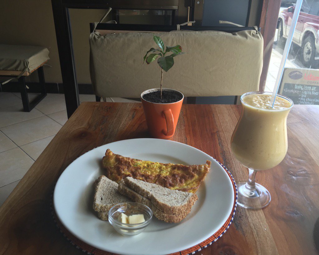 KitamuAfrica's tweet photo. Early Bird breakfast only at #Kitamu #KitamuAfrica #KitamuCoffee #Breakfast #FreshSmoothies #AuthenticallyTanzanian https://t.co/MTUaJZrfRa