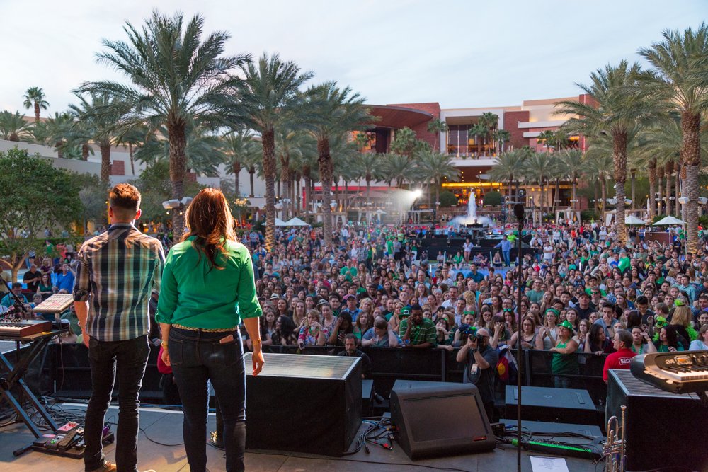 Mix941's tweet photo. Thank YOU for making @MercedesInTheAM's #SpringFlingLV @redrockcasino AMAZING 😍
PHOTOS: https://t.co/2Wa7njRGai &amp; https://t.co/qZbQMkTjV3 https://t.co/vNJAyVpjP6
