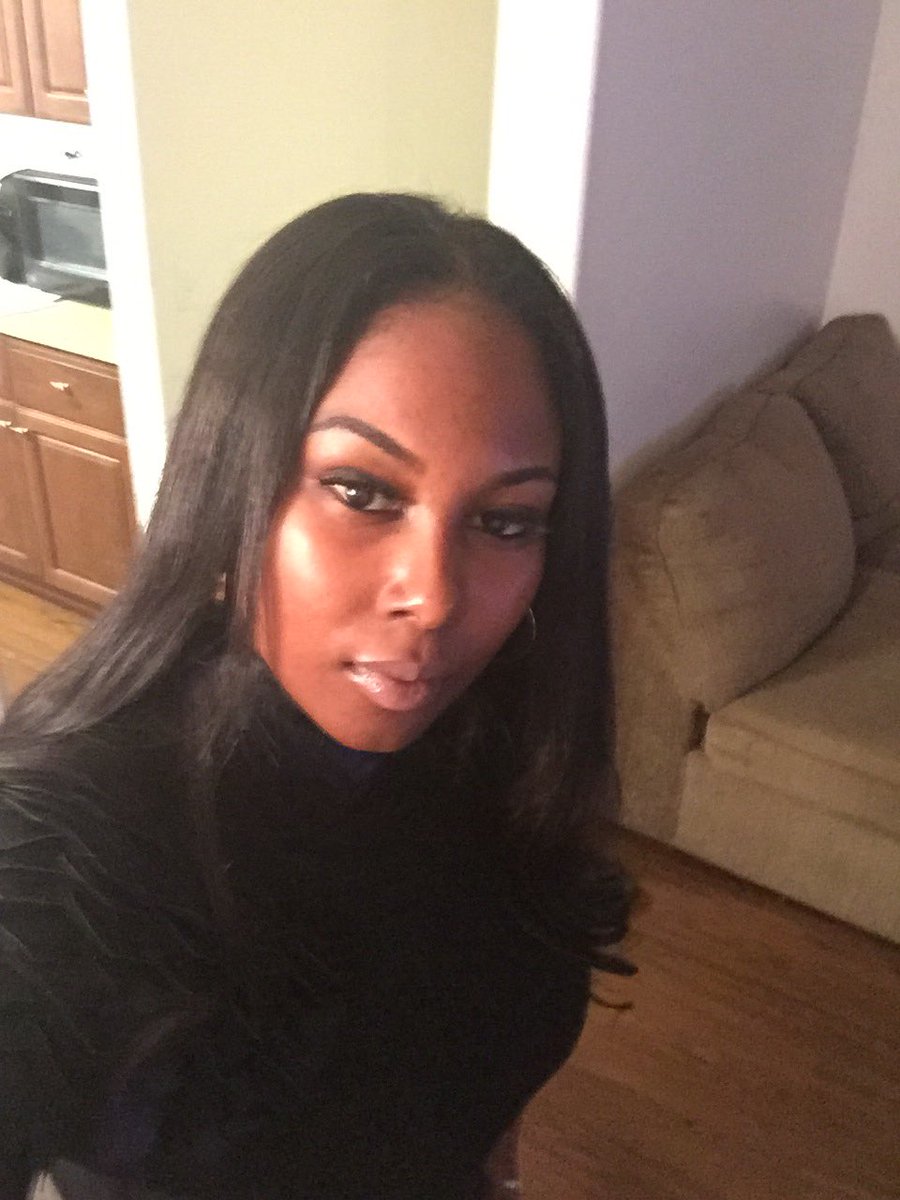 SaniyyahMayo's tweet photo. Some women like to compete with other women but her right there is my competition!
#incompetitionwithmyself #breakingcycles 💄💅🏽💋 https://t.co/Tu0dT3gNGx