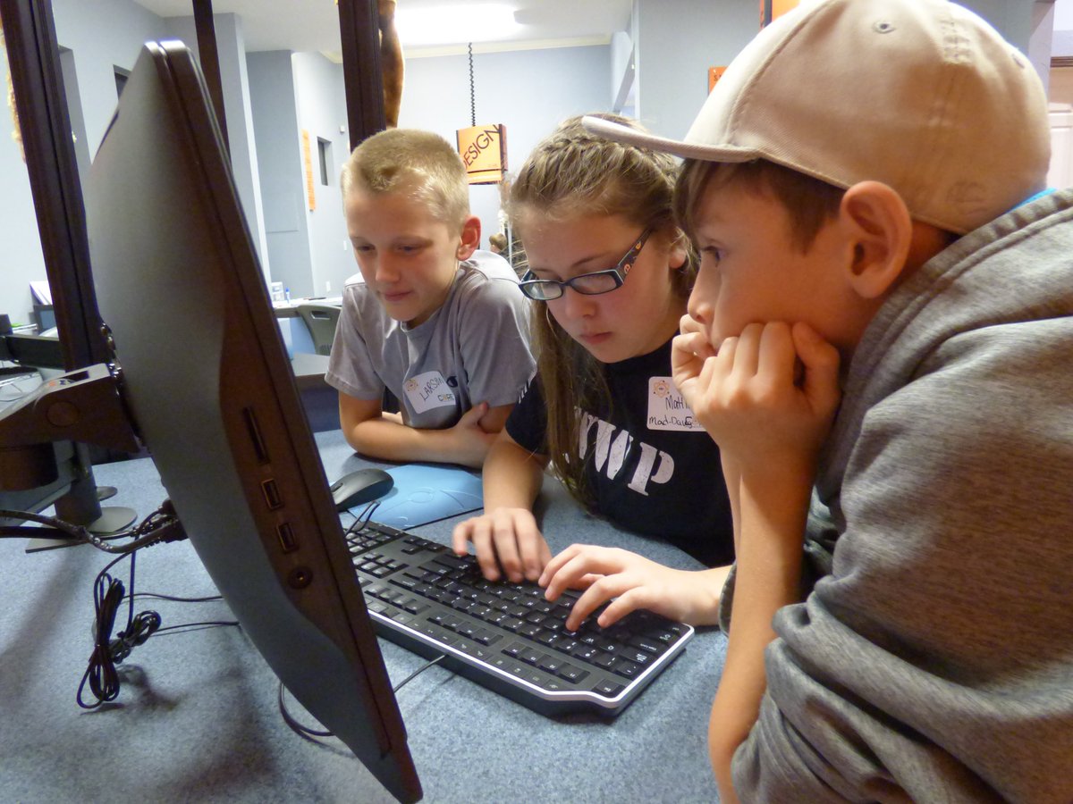 thecorerockwall's tweet photo. the CORE™...preparing the students of today for the careers of tomorrow! #STEM #STEMiscool #engineering #technology https://t.co/WOZiFnw9Sp https://t.co/Z1i8DeOZqY