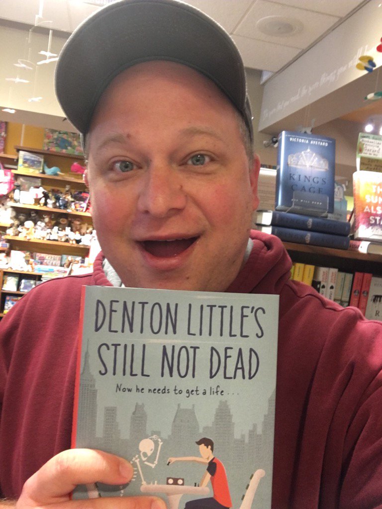 jasonsweettooth's tweet photo. Spotted at @warwicksbooks in La Jolla: #DentonLittle! So cool @lancerubinparty https://t.co/b9KUgNwwx2
