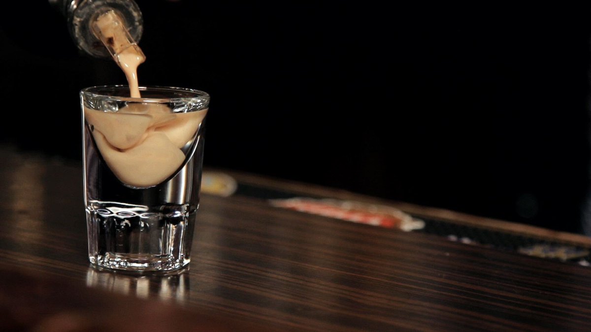 RoyalsBar tweet picture