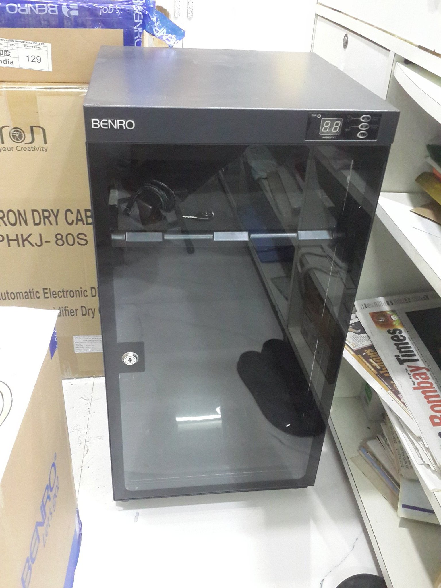 Sameer On Twitter Pre Owned Benro 100 Litres Dry Cabinet