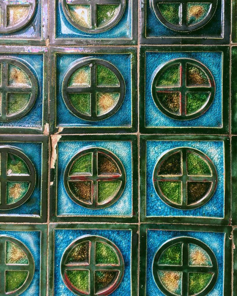 bonsaisab's tweet photo. 250/500 tiles... tiles everywhere.
#500meaningfuldays #nikon #tilesforhannah #exploreever… https://t.co/s0tfFKZhEf https://t.co/tUtUPNaARi