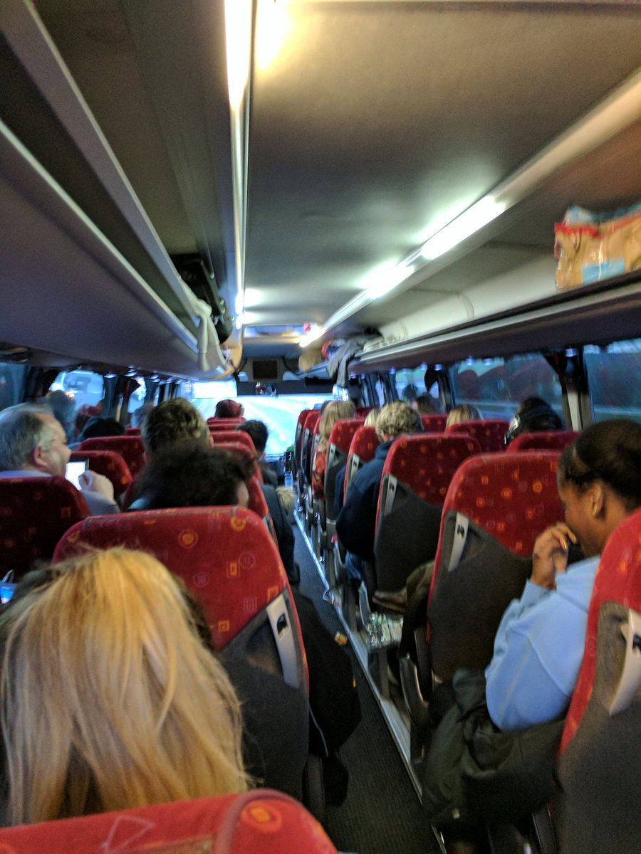 corpusclechris's tweet photo. On the #OutreachBus #OxCambSC #CambTweet @BeCambridge #OxTweet @OxOutreach https://t.co/KPpQYV3lVa