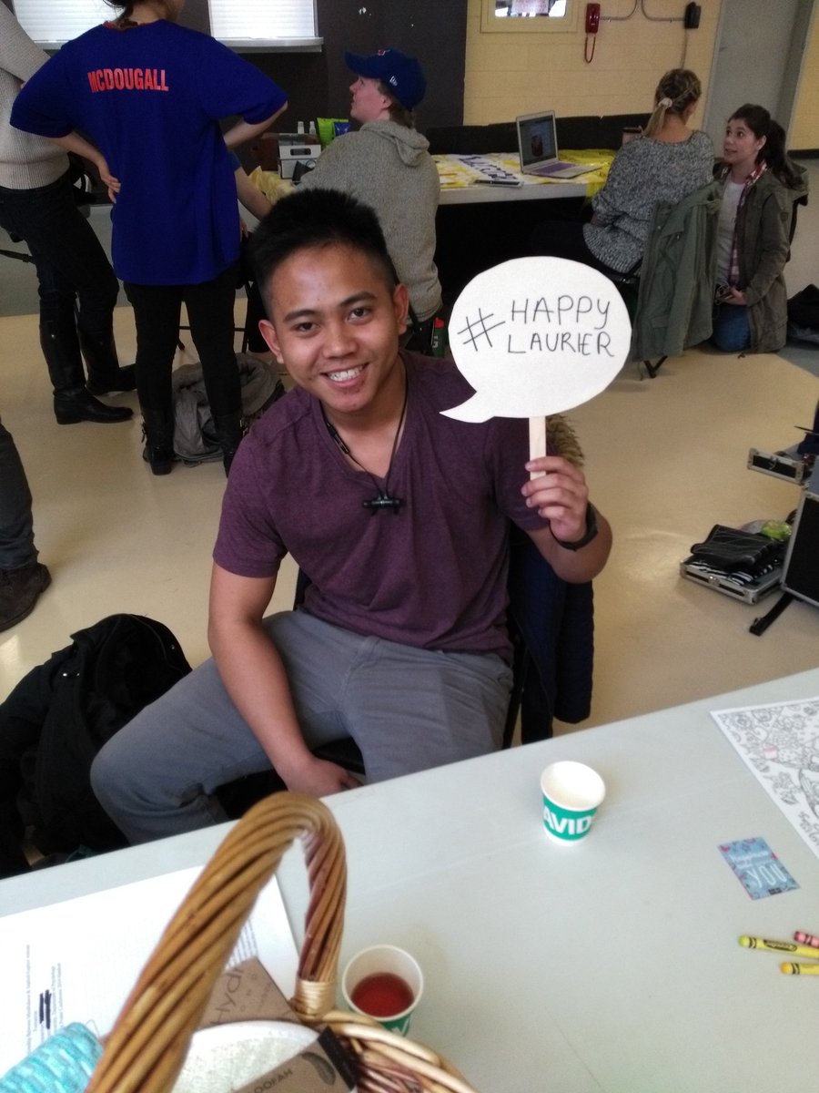 MHEGWaterloo's tweet photo. Come down to the concourse and enjoy some free tea #InternationalDayOfHappiness  #HappyLaurier https://t.co/YRn6Ab6oNX