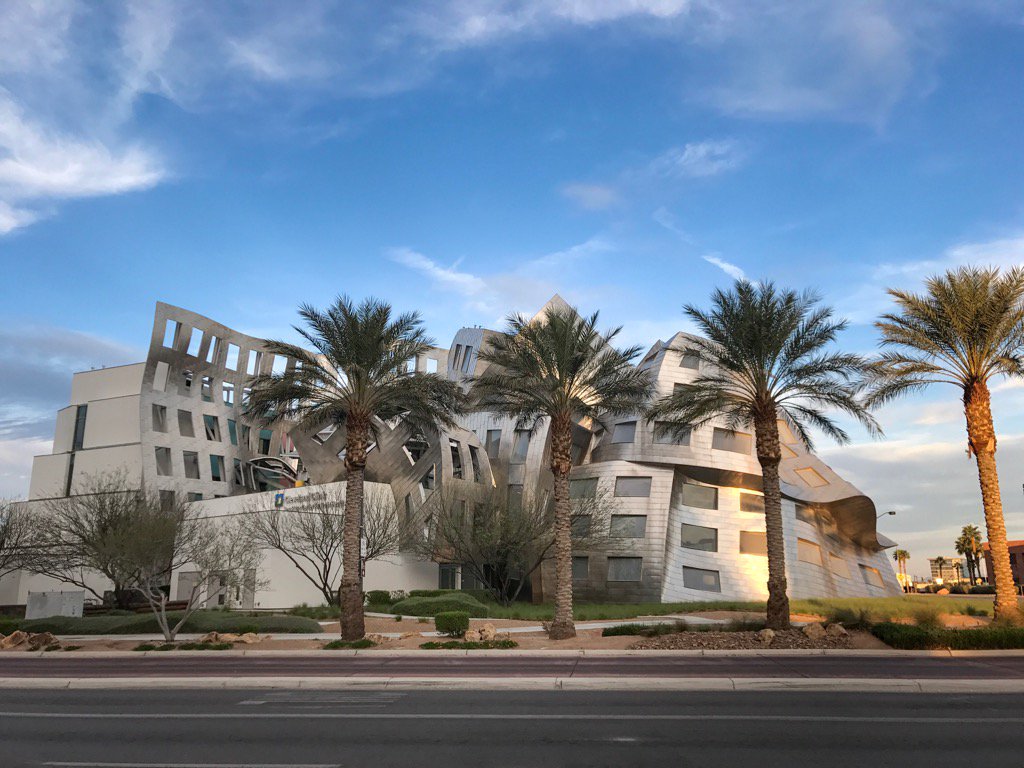 ncfarner's tweet image. Adobe Think Tank was at this amazing building designed by Frank Gehry. #adobesummit #Adobett