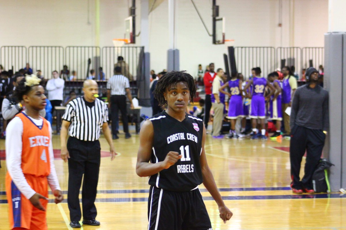TheCrew_2021's tweet photo. 6"2 G/F Malik Thomas avg'd 17ppg , 9 rpg &amp; 3.2 spg this weekend during @nyblbball Session I in Wash, D.C. . @OTRHoopsReport @RunnaReport https://t.co/ALSGbwhDkE