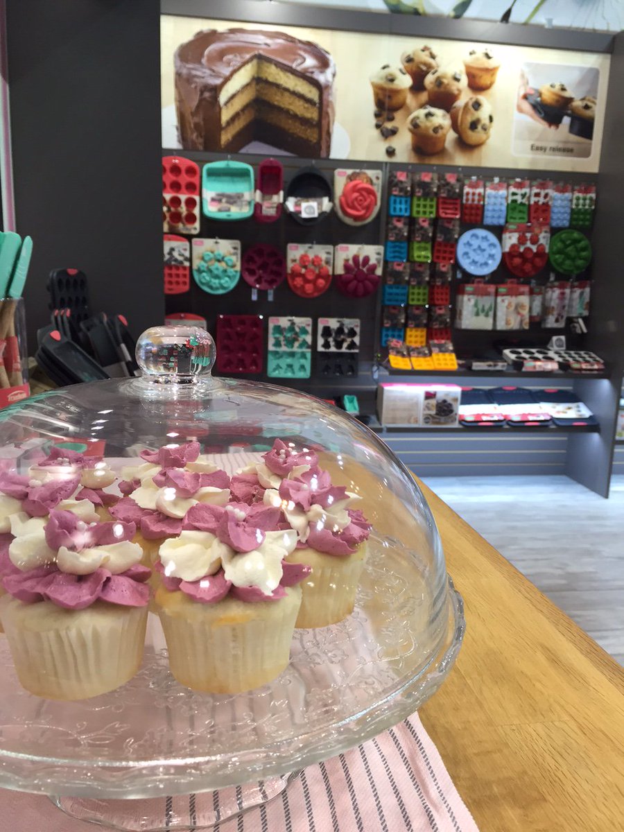 TrudeauKitchen's tweet photo. Trudeau is at the International Housewares show in Chicago presenting the new collections. #IHHS2017 Booth S2246 #trudeaucuisine https://t.co/UXgIW5Ww8v