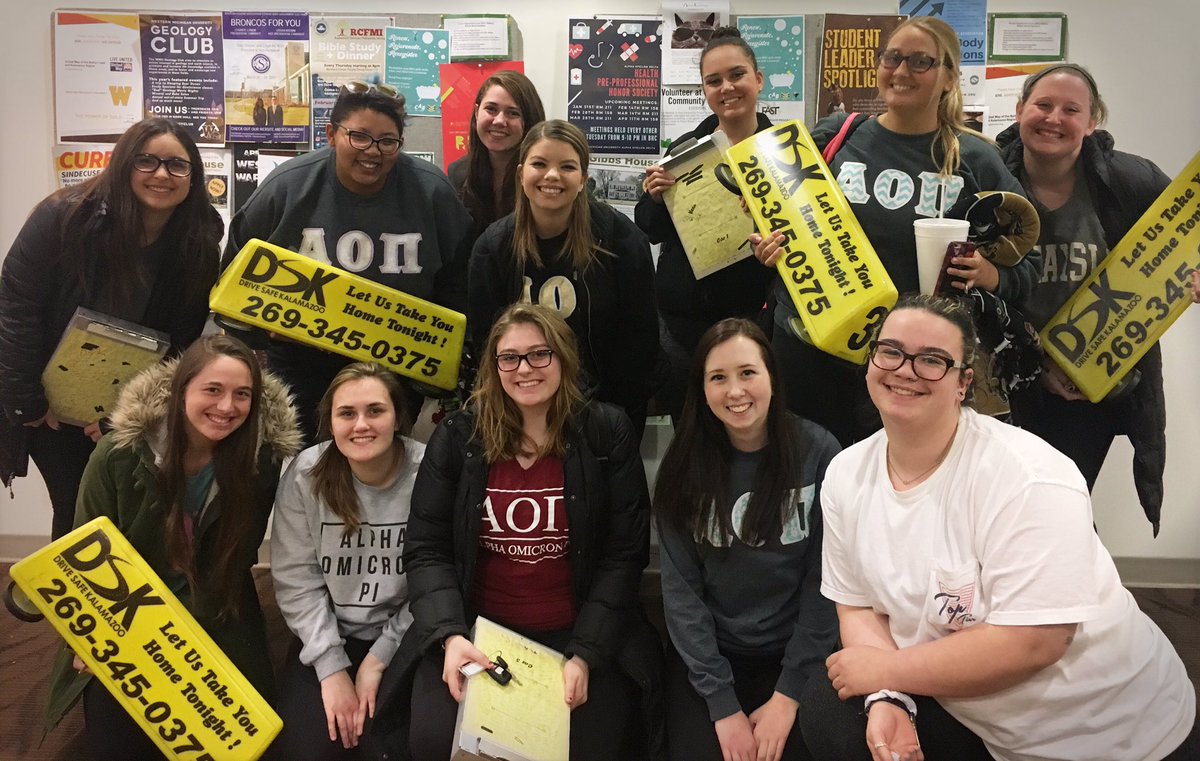 DriveSafeKzoo's tweet photo. We would like to thank the wonderful ladies of @AOII_WMU for volunteering with us this weekend! https://t.co/C5MqSBIske