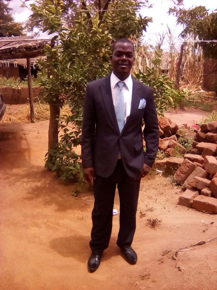 Não faz mal se pelo menos hoje formos
Juntos à igreja