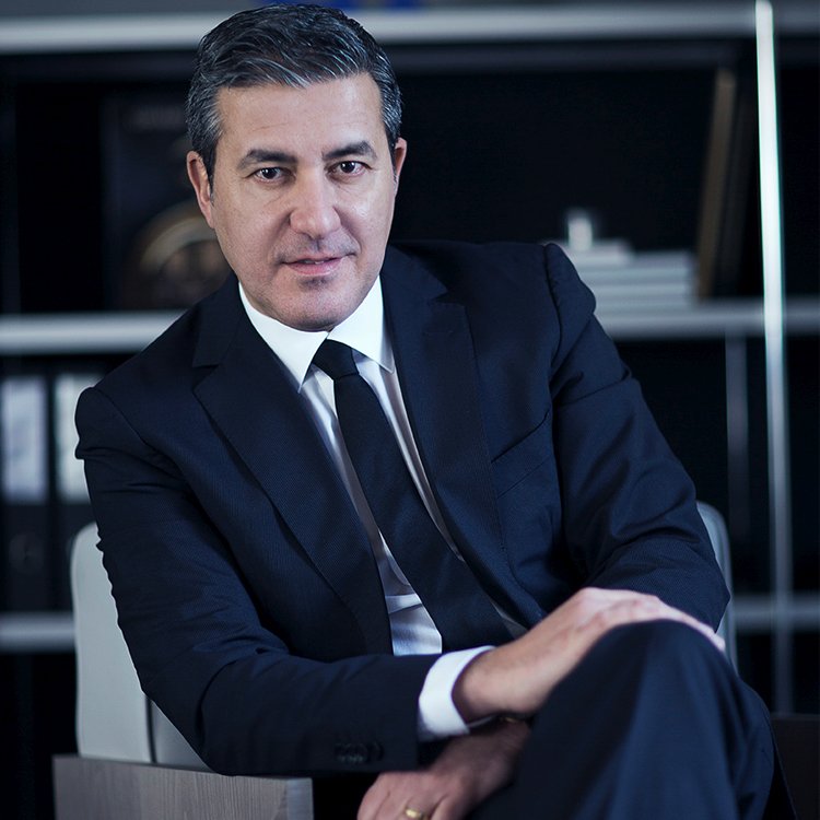 Chronos Wearables (@wearchronos) on Twitter photo CEO of <a href="/GirardPerregaux/">Girard-Perregaux</a>, Explains Why GP Remains Relevant After 225 Years.
by| <a href="/manofmanytastes/">Man of Many</a>
Continue reading : ow.ly/wf3D309KDrB CEO of <a href="/GirardPerregaux/">Girard-Perregaux</a>, Explains Why GP Remains Relevant After 225 Years.
by| <a href="/manofmanytastes/">Man of Many</a>
Continue reading : ow.ly/wf3D309KDrB
