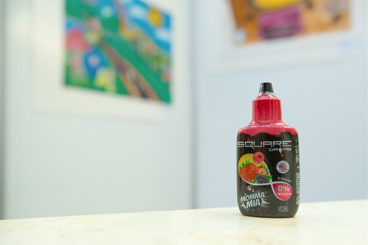 SquareSmoke's tweet photo. A bottle a day will keep the worries away! #squaresmoke https://t.co/8dtAVi2Kvq