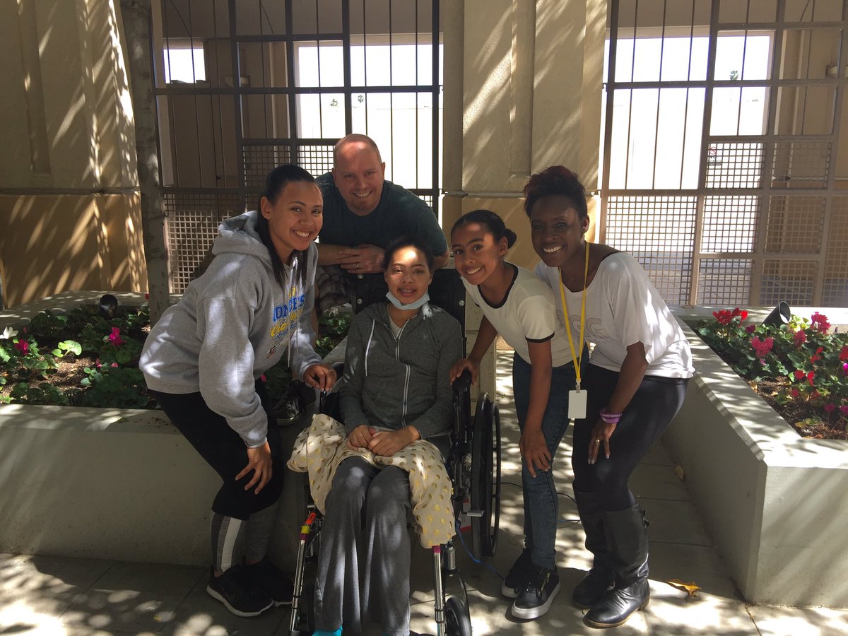 Our family together again (for a few hours) #pray4lexi #love4lexi