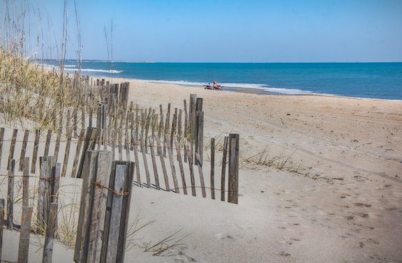 NCVacation's tweet photo. Happy first day of #Spring everyone!! What a gorgeous day here in #AtlanticBeachNC
#NCVacations #ExperienceTheCoast #BeachDay #NC #Sunshine https://t.co/N0IC5gGn1P