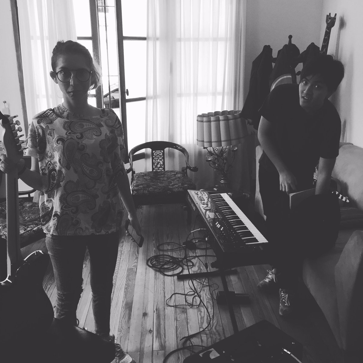 Este jueves a las 21 hs estaremos tocando en Casa Córdoba (Av. Córdoba 6323, Cap. Federal)