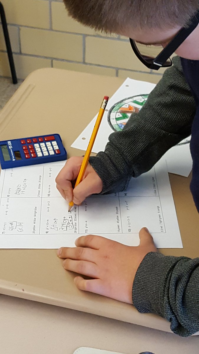 jcochol's tweet photo. Substitution &amp; Order Matter #evaluatingexpressions @BCPSMATH @SRMS_Principal @DrPenK @SMessmore_SRMS @StemBucNation https://t.co/XaKAB1dHce