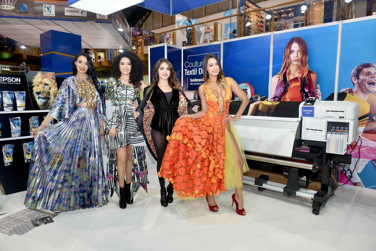 EpsonLatin's tweet photo. Epson fue parte de #Xpotex. Designer Book compartió sus experiencias en el #NYFW y su colección en sublimación con #tecnologíaEpson. https://t.co/gUrwLnAWig