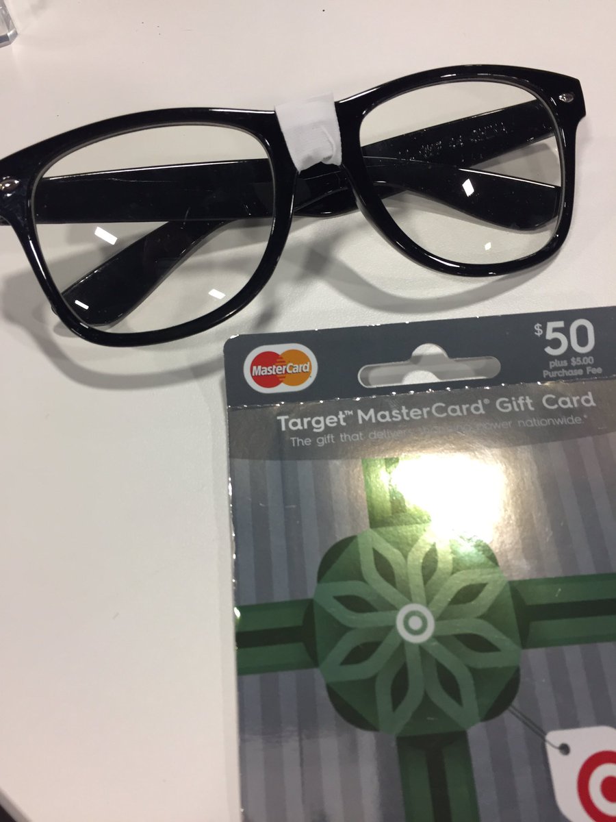 whereoware's tweet photo. If you're at #IBMAmplify stop by booth 240 for a chance to win a $50 gift card (hint hint: it involves the geek glasses) https://t.co/5jBPNBeK1q