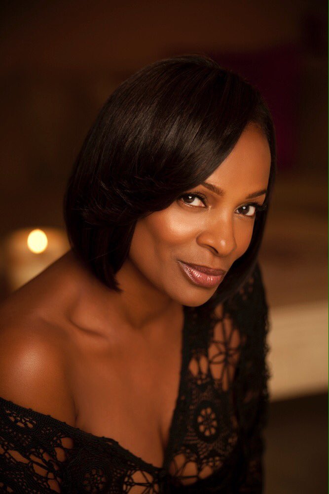 Happy 60th Birthday Vanessa Bell Calloway!!! 