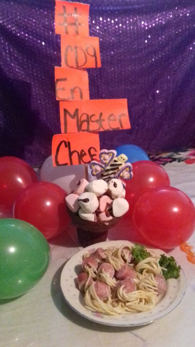 Ac546Ana's tweet photo. #CD9EnMasterChef pocos chicos (salchichas) logran entrar en el alma de #Coders(spaguetti) la mariposa es su libertad https://t.co/C8AVPZzg9p