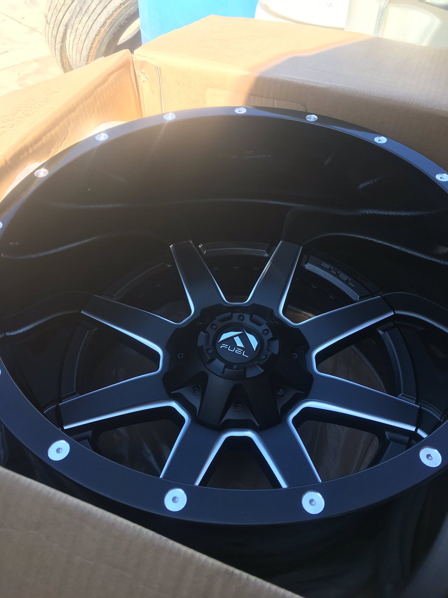 aatorres6's tweet photo. They're here. 😈
#DeepLip #StanceBruh https://t.co/thtoOs5dcq