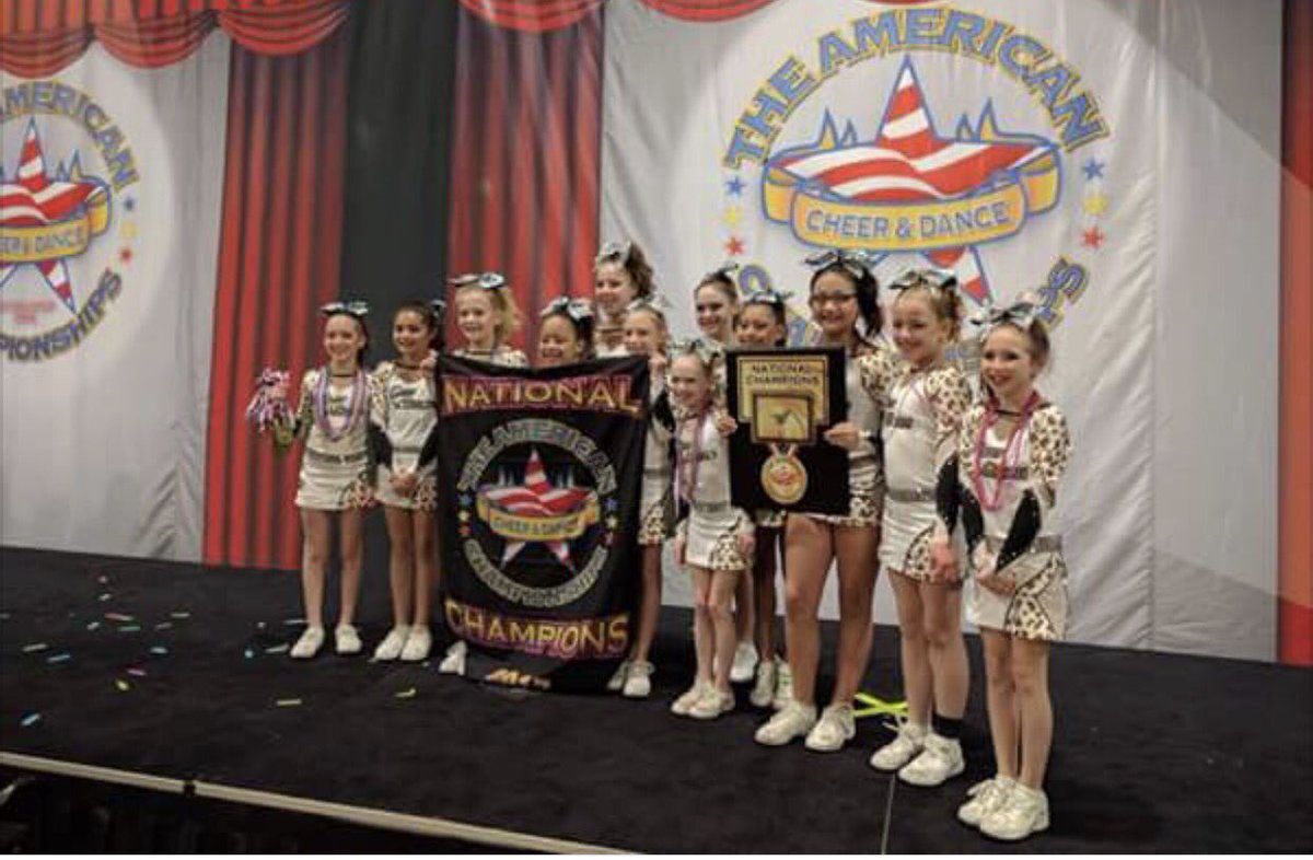 ICONIC_COACH_1's tweet photo. Swag Catz are taking home the National Champion Plaque, Banner, and White Jackets @AmChamps #ACclassic https://t.co/3KTHrnCof4