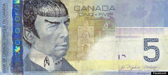 MauroGrasselli's tweet photo. La Banca del Canada chiede ai fans di Spok si fermare lo "spoking" delle banconote da 5 dollari 
BANK OF CANADA: STOP #SPOCKING THEIR FIVERS https://t.co/83h2KMOiQd