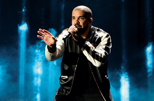 Drake's #MoreLife set for huge No. 1 debut &amp; new streaming record on #Billboard200 chart blbrd.cm/5Cwltu