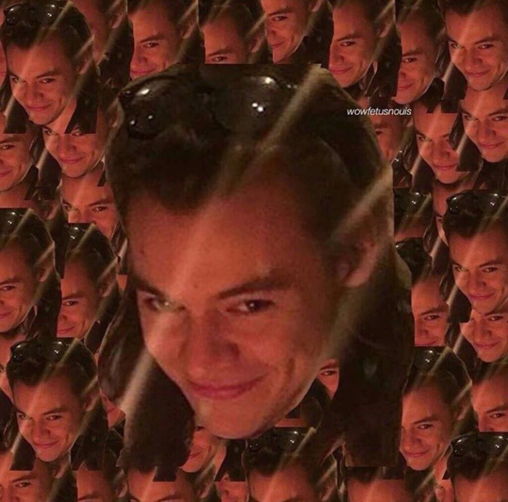 LEBT91's tweet image. "Louis fue visto caminando con dificultad y cuando le preguntaron algo al respecto dijo 'sin comentarios' "