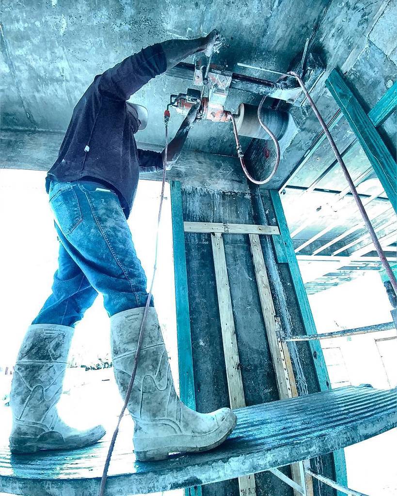MiamiConcrete's tweet photo. Drilling
#biscayne #concretecutting
#construction #constructionsite #demolition #generalc… https://t.co/9Yy1jJPaJc https://t.co/tsB4FgNsY0
