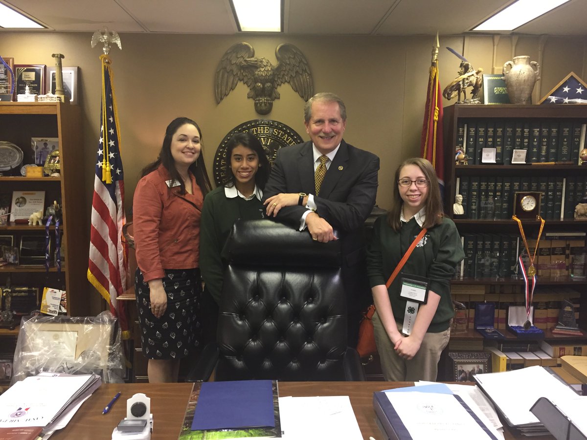 .Legislative visits at 4-H Congress. Thank you <a href="/BillKetron/">Mayor Bill Ketron</a>