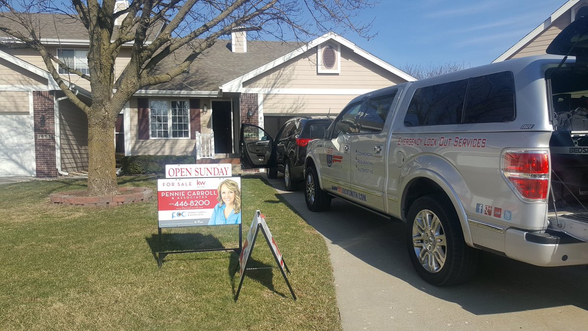 HectorG515's tweet photo. Trying to list and show your home but have no key...no problem.  Call 515 Locksmith (515)867-7778. We will make you a new key on the spot! https://t.co/NhpigvPXcA