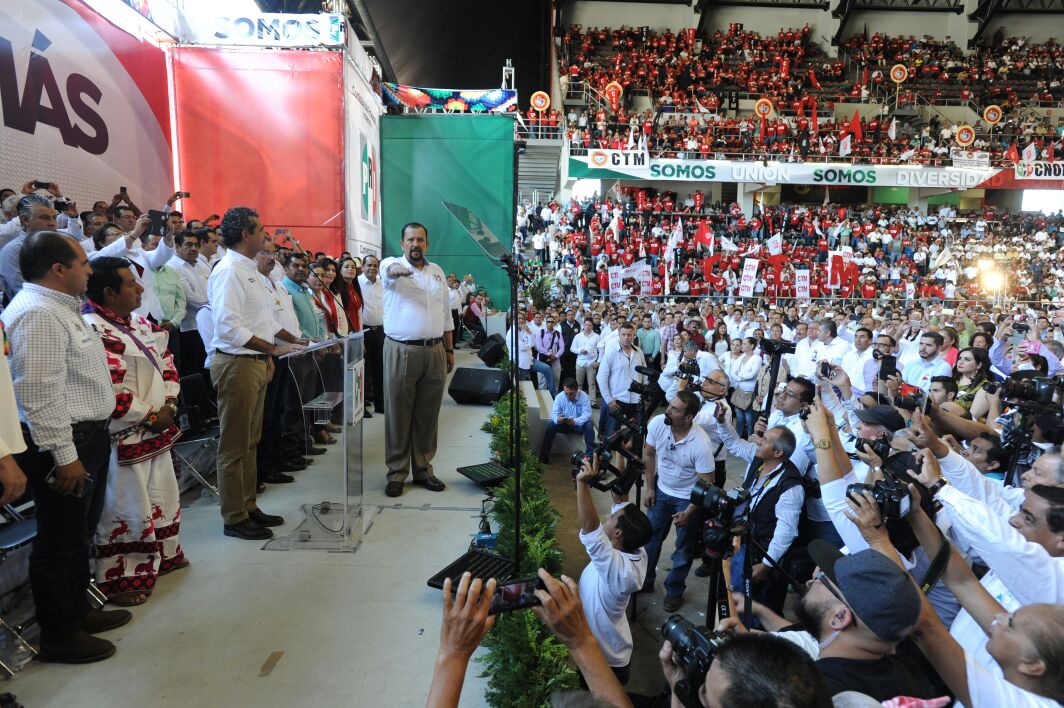 PabloAnguloB's tweet photo. En #Nayarit nuestro Candidato a Gobernador es Manuel Cota: honesto, incluyente y sensible a las demandas populares. #ManuelCotaGobernador https://t.co/h90vRurRS4