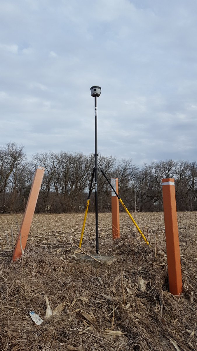 SiMapSupport's tweet photo. Control Point testing. Trimble Centimeter R2 in Oregon, WI. @trimblegps @trimblegis @SeilerInst #spring #wiscors https://t.co/0X8UnzPO1I