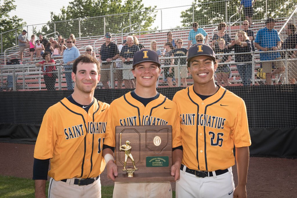 t_gro20's tweet photo. Happy birthday Juice love you buddy #Ijustsawyou #baseballbro❤❤❤ @_JSands0 https://t.co/aedS2F0yRy