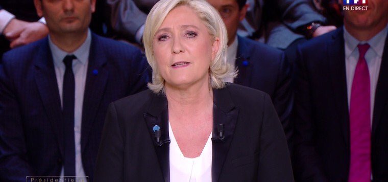 PatouPereira's tweet photo. "Est ce qu'on pourrait reparler des arabes s'il vous plaît ?" #LeGrandDebat https://t.co/mbCIJmFvf4
