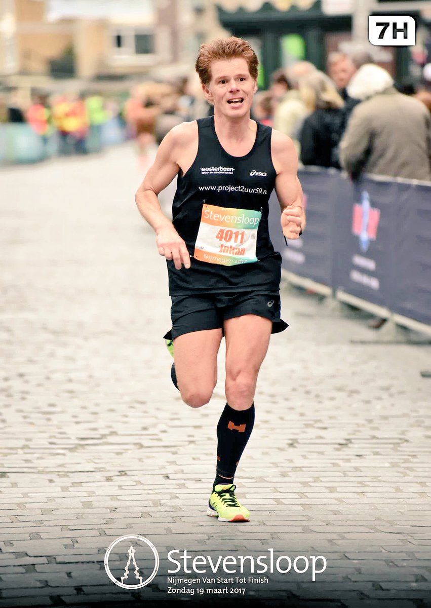 Dat moment. Het moment dat je nog 100 meter moet en je nog 20 seconden over hebt!@JoArt_writes heeft het gered! Klasse gozer! #Project2uur59