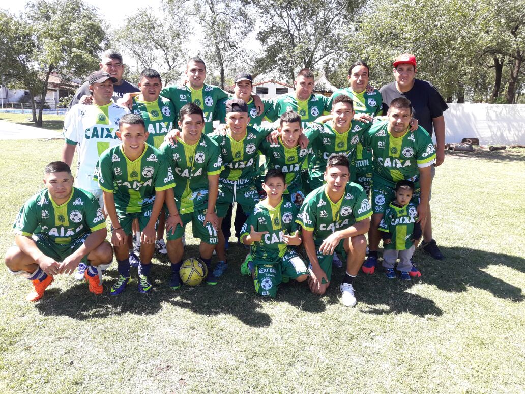 leonelleiva13's tweet photo. Hay equipo! ⚽ https://t.co/CPq7VdiJeQ