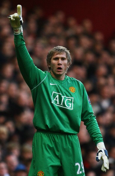 Happy birthday to Goalkeeper Tomasz Kuszczak born 20-03-1980 Y.A.C. 2006-2012. Apps (61), Goals (0) 