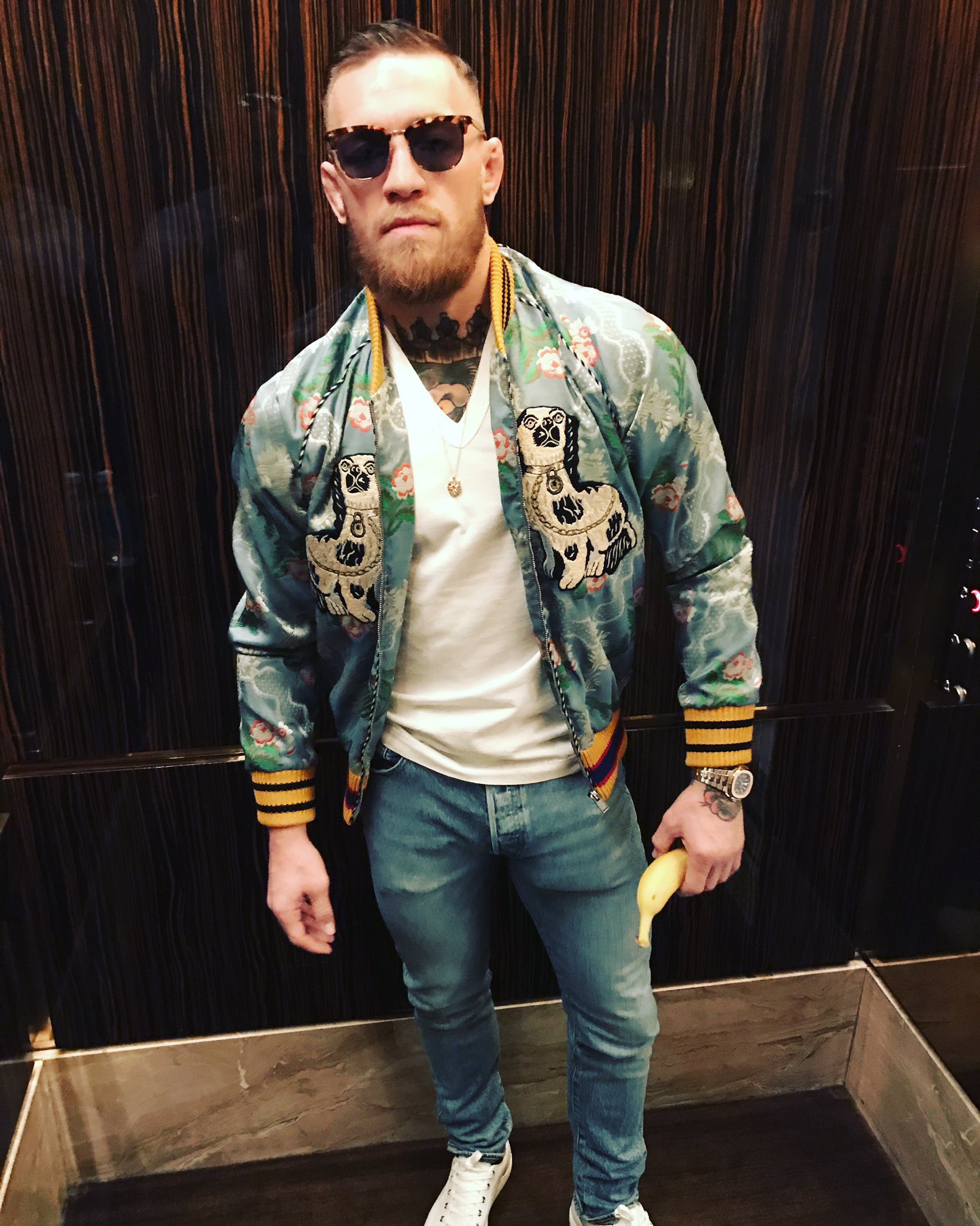 Mcgregor одежда. Конор макгрегор в дольче габбана. Connor mcgregor стиль. Connor mcgregor 2020 в костюме. Макгрегор коннор стиль одежды.