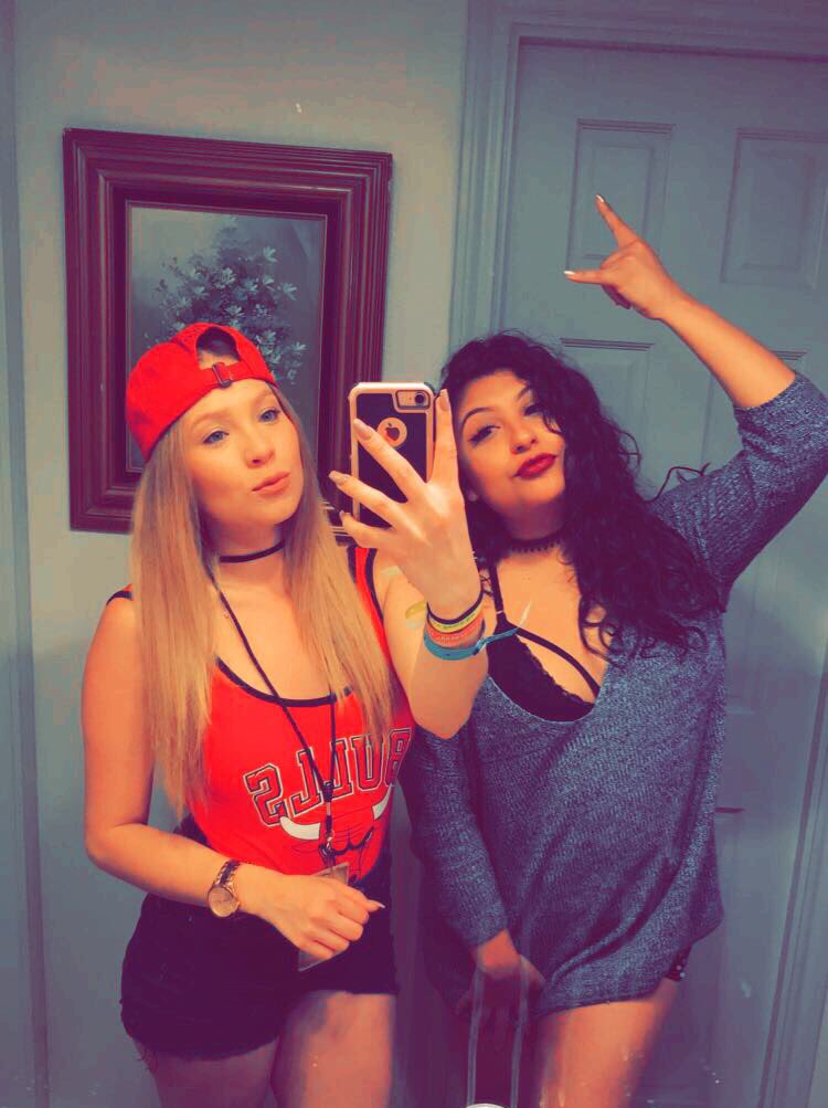LesLeeLynn's tweet photo. Tiesto with le bestfraan was a success. @xoxosadies #UME2017 https://t.co/19bezEFoKS