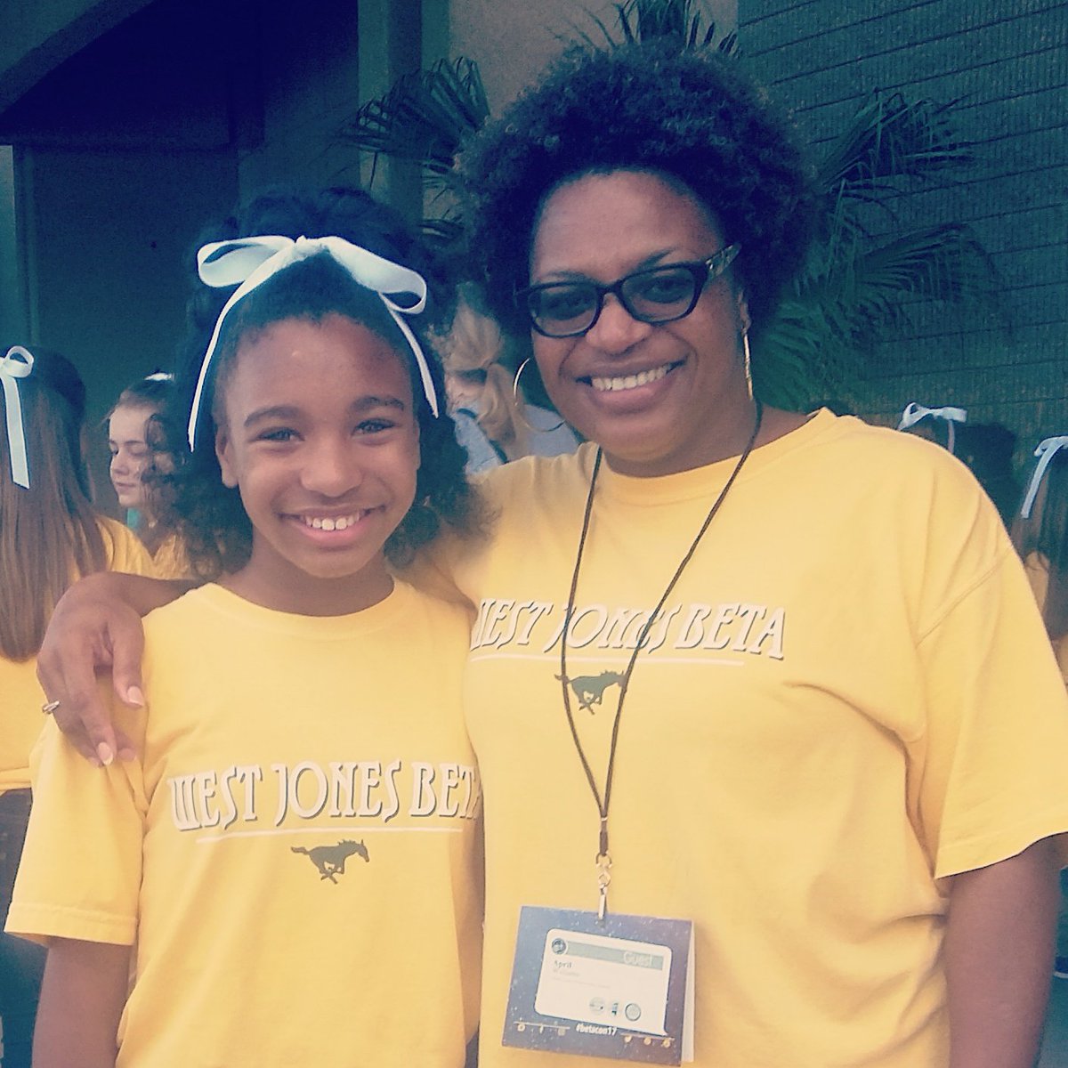Tootie98's tweet photo. Beta Above And Beyond #betacon17 https://t.co/rPjVQlv8VF