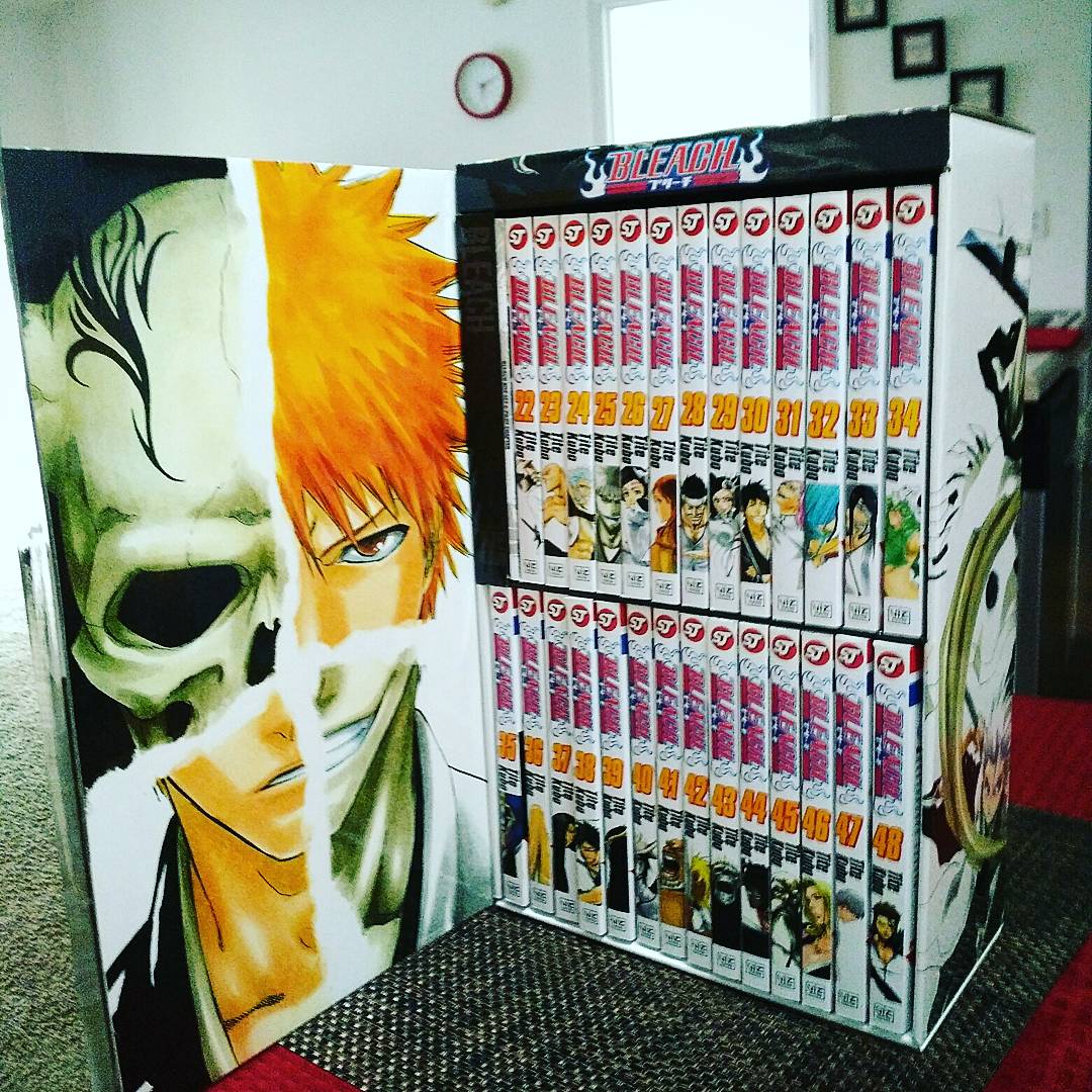 RALPH4lyf's tweet image. @VIZMedia #mangaMonday my favorite of all time #Bleach I got me the whole #Arancar arc time to take a trip to #HuecoMundo #IchigoKurosaki