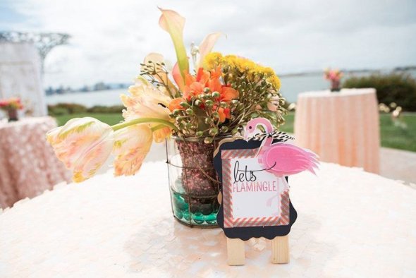 EFS_coronado's tweet photo. Let's Flamingle &amp; celebrate the #FirstDayofSpring! See more #wedding &amp; special event floral inspiration by https://t.co/umCpqJyOwP https://t.co/fVhWrwnpOu