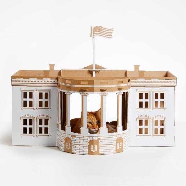 하드 보드지로 만든 고양이집입니다. 넘 멋지네요. ㅋㅋ 

#하드보드지고양이집 #cathouse #애완묘집 #cats #고양이 #미묘 #냥이 #고양이스타그램 #고양이그램 #petstagram #일상 #소통해요 #해외상품